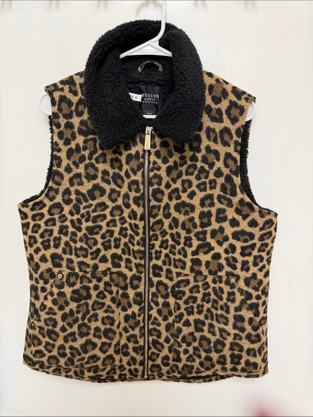 Leopard Print Sherpa Vest - Black Collar